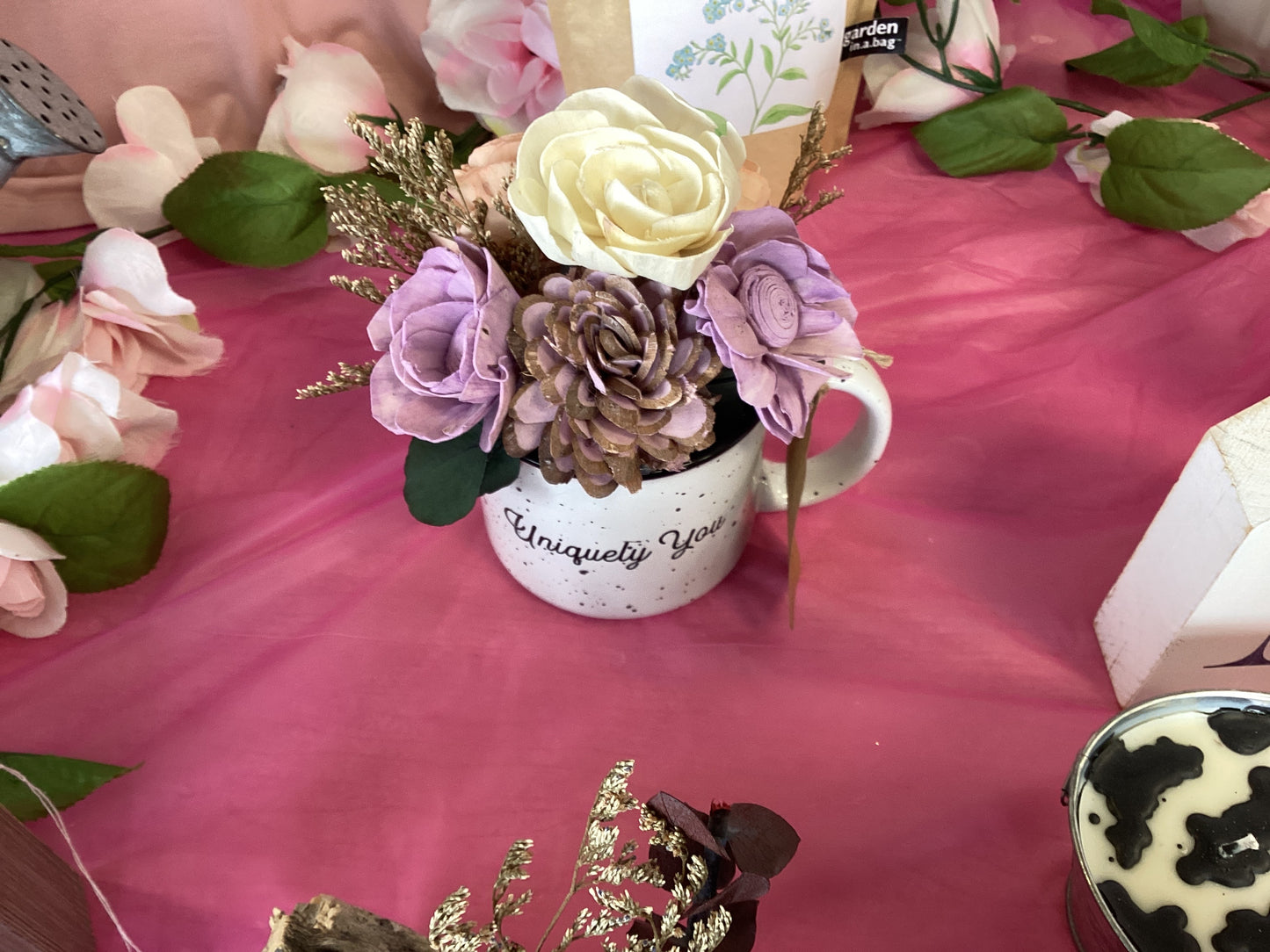 Artiste Gift Items