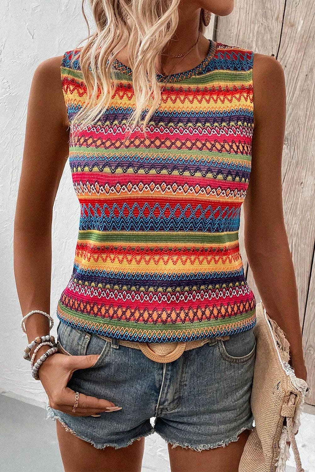 Ethnic Wavy Pattern Round Neck Sleeveless Top