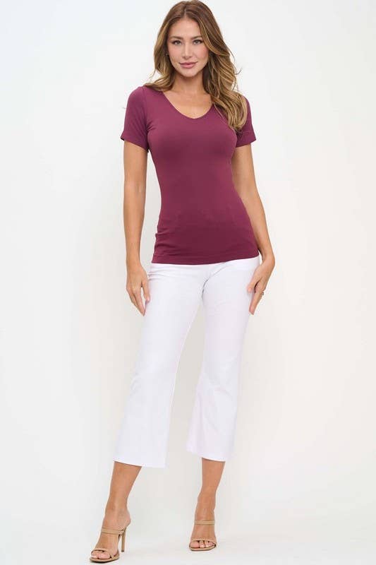 Seamless Reversible V-Neck Short Sleeve Top
