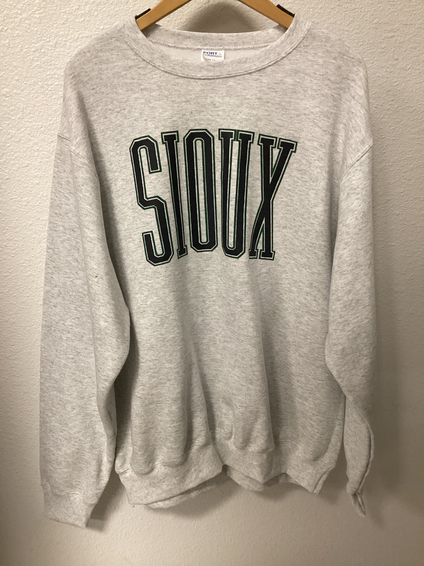 Sioux Sweatshirt (Heather Grey)
