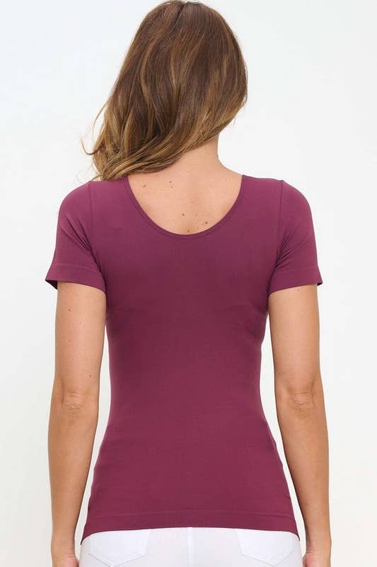 Seamless Reversible V-Neck Short Sleeve Top