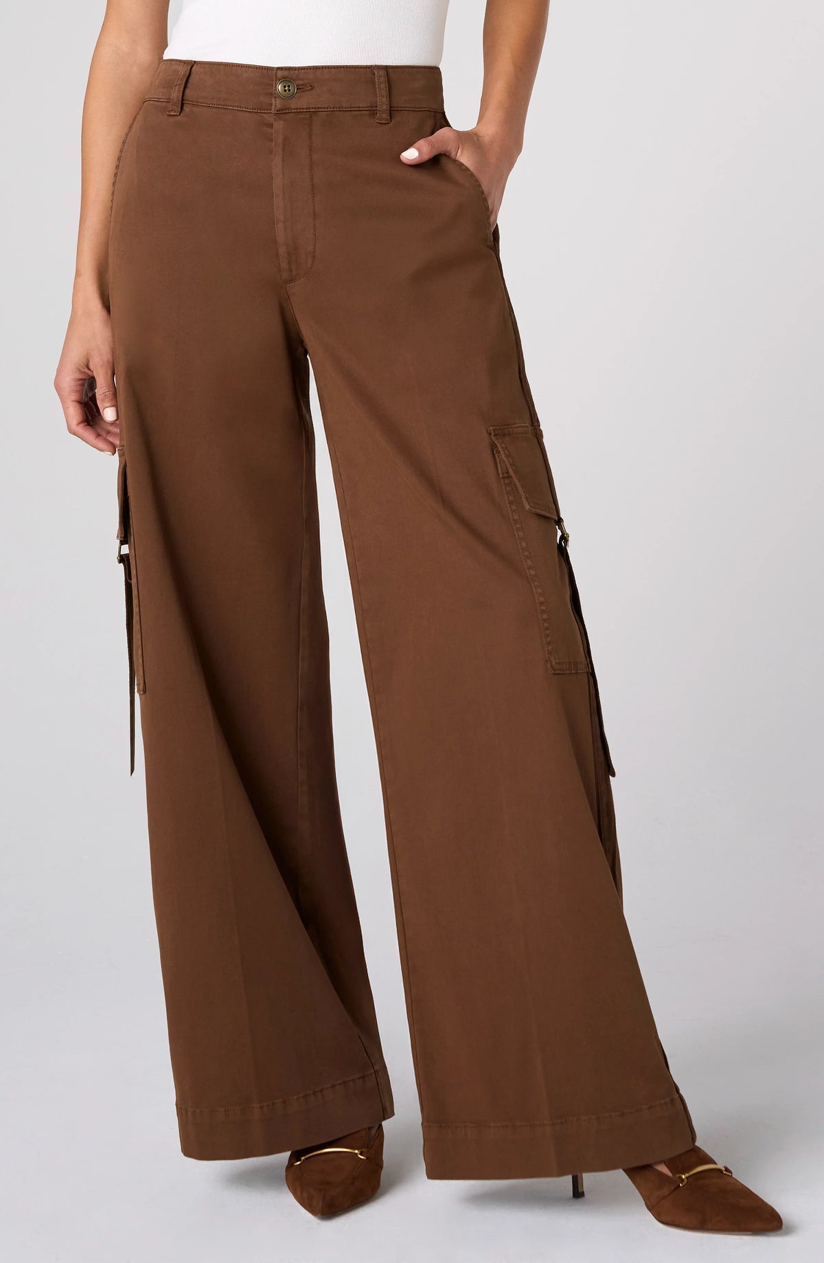 Liverpool Mid-Rise Cargo Wide Leg (31" Inseam)