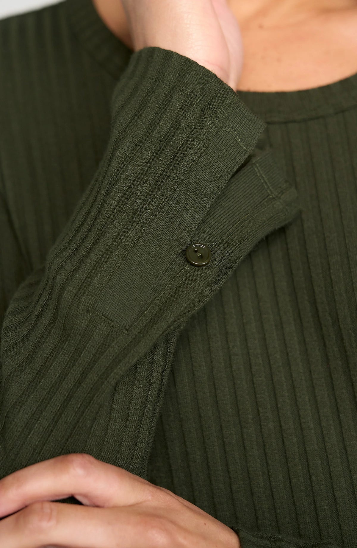 Liverpool Long Sleeve Scoop Neck Knit Top (Hunter Green)