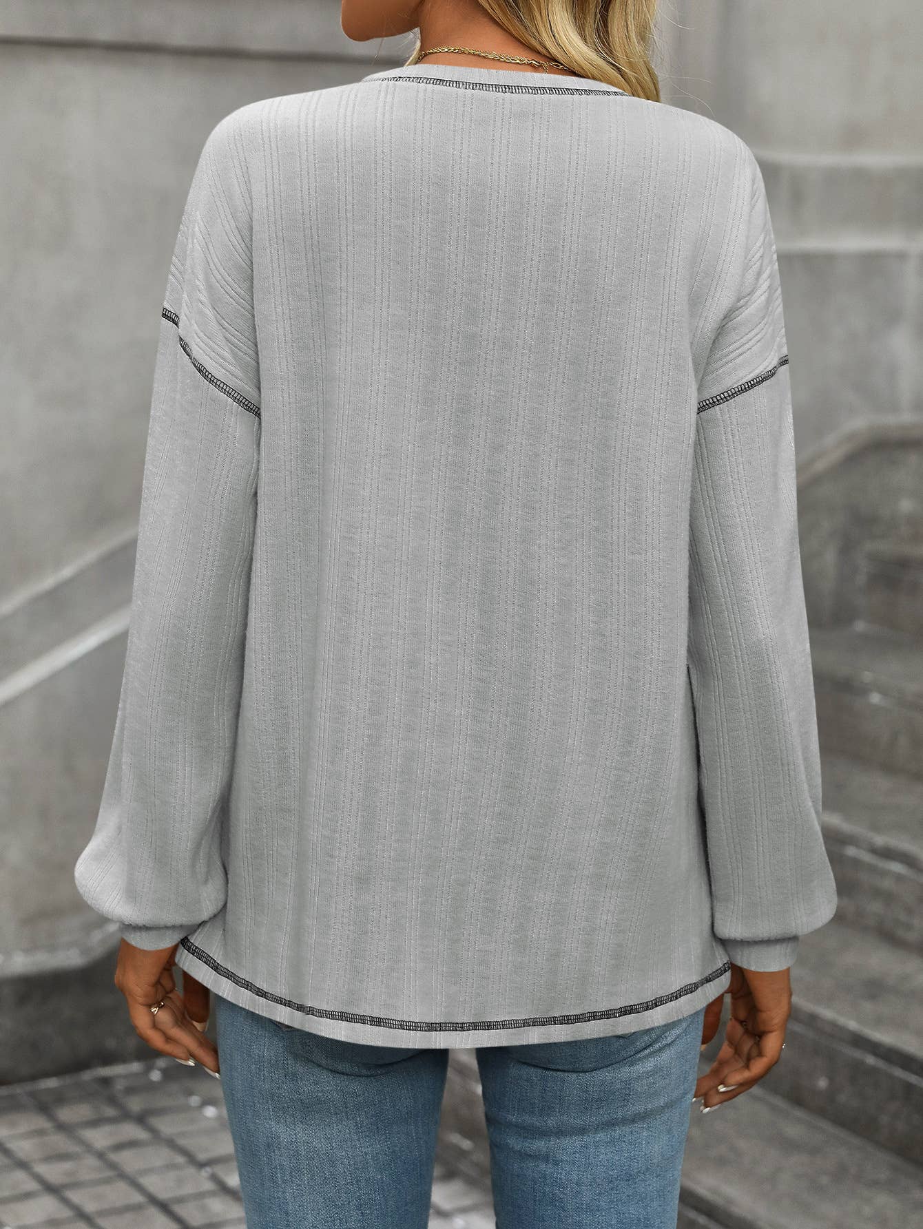 Pit-trimmed Round Neck Long Sleeve Shirt with Pocket