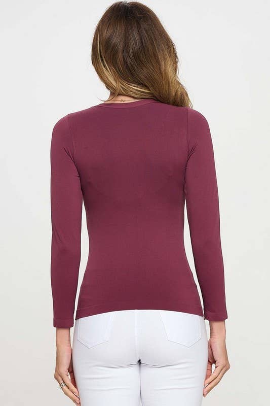 Women's Seamless Round Neck Long Sleeve Top