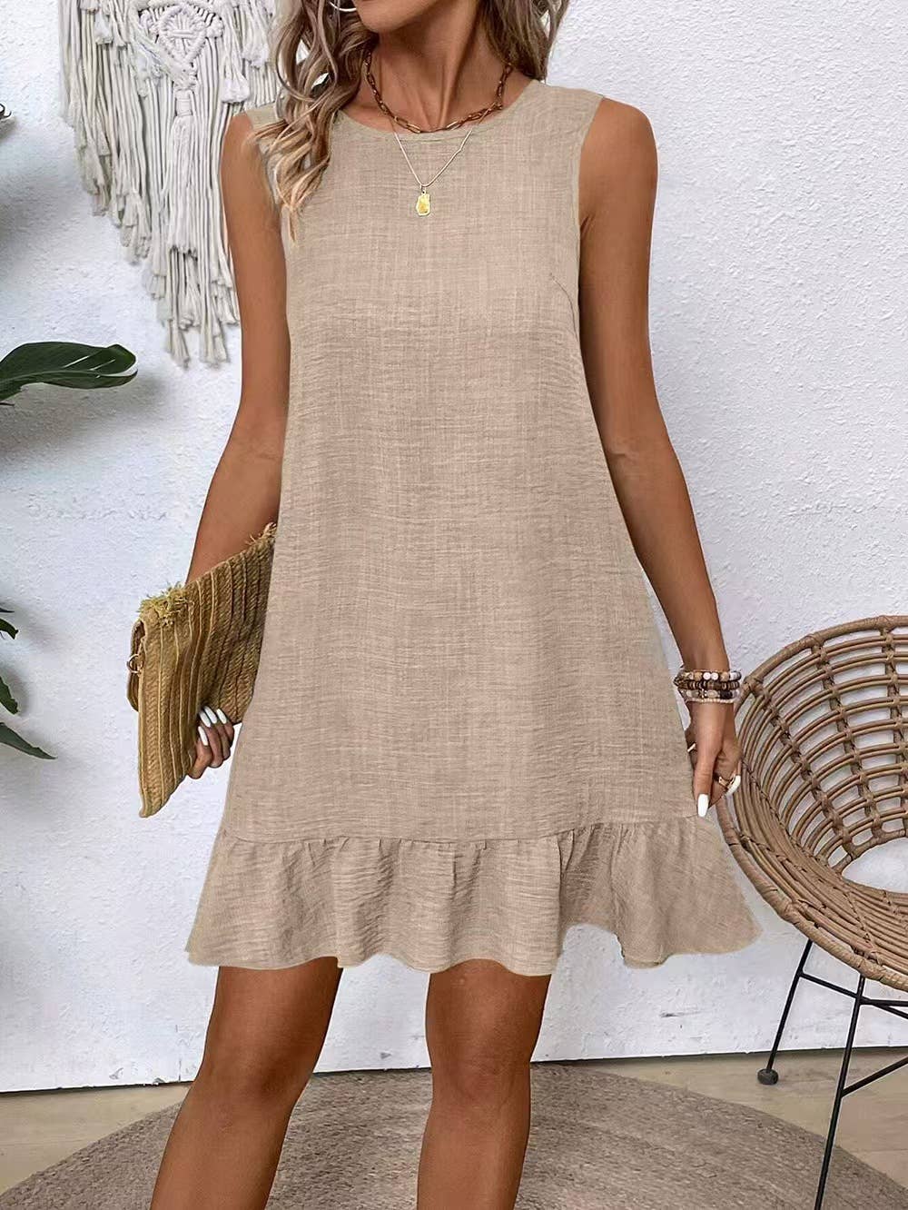 Casual tank dress with lace ruffles