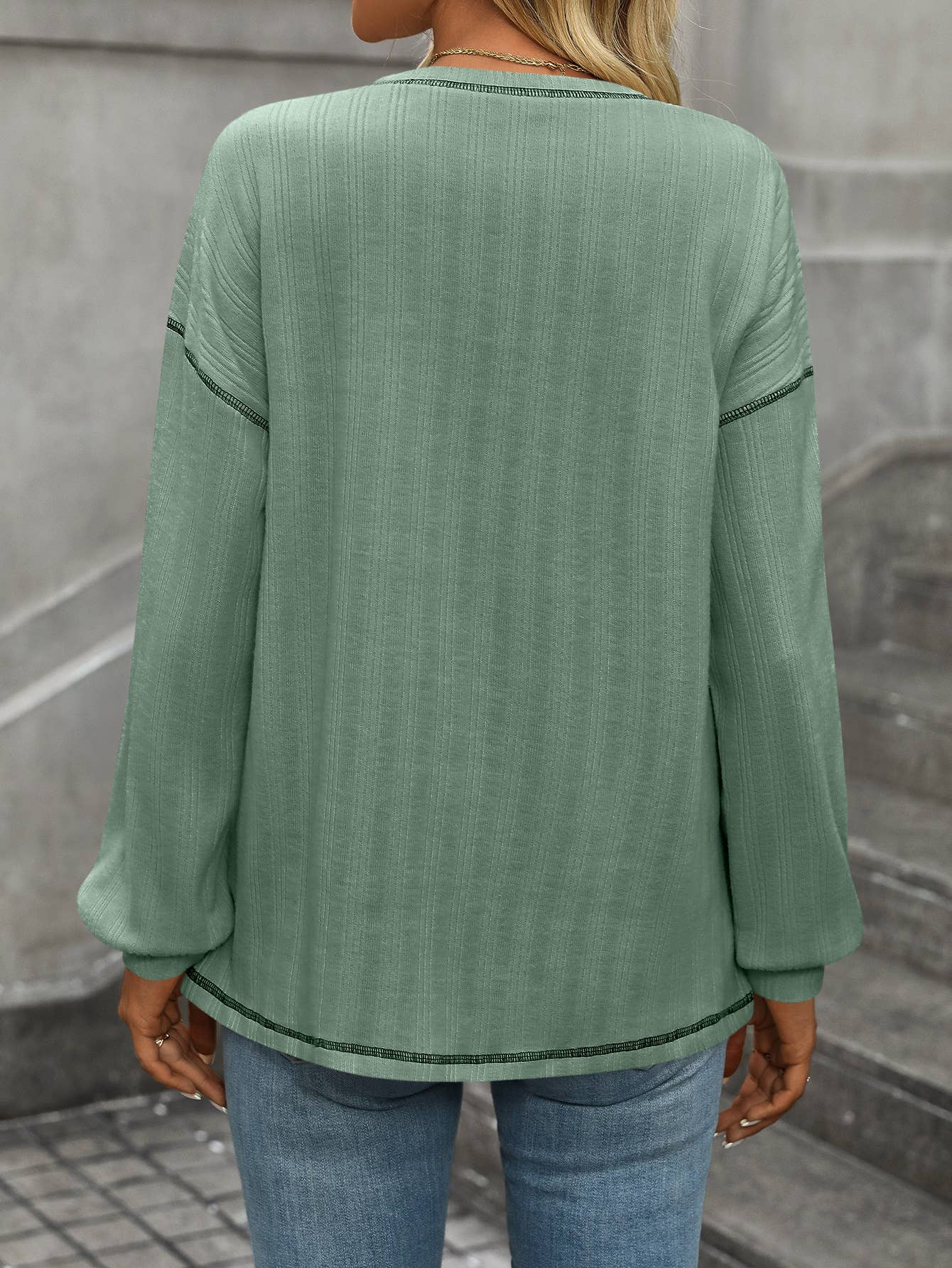 Pit-trimmed Round Neck Long Sleeve Shirt with Pocket