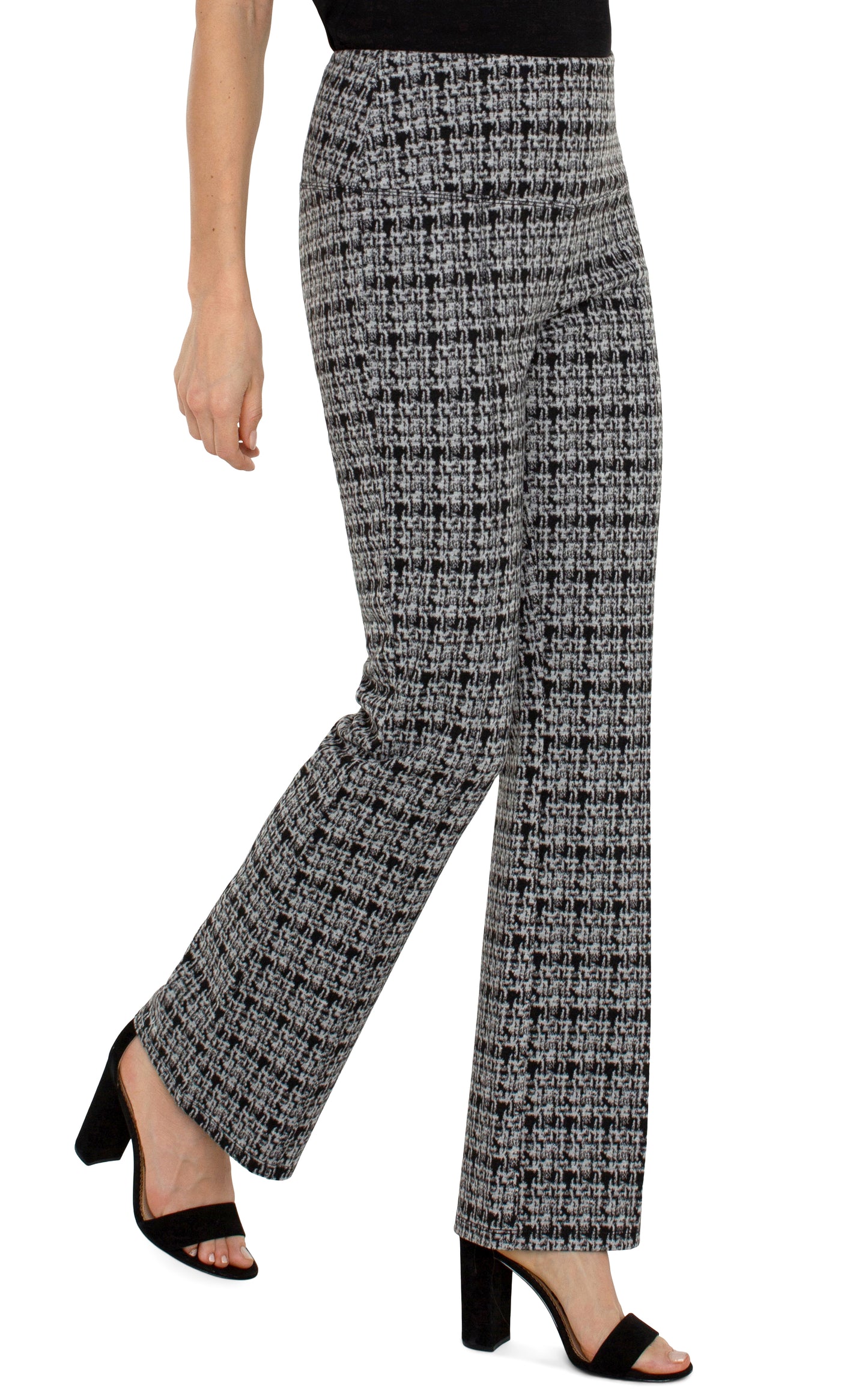 Liverpool Pearl Full Length Flare w/ Pintucks 31" inseam (Black/Grey Plaid)