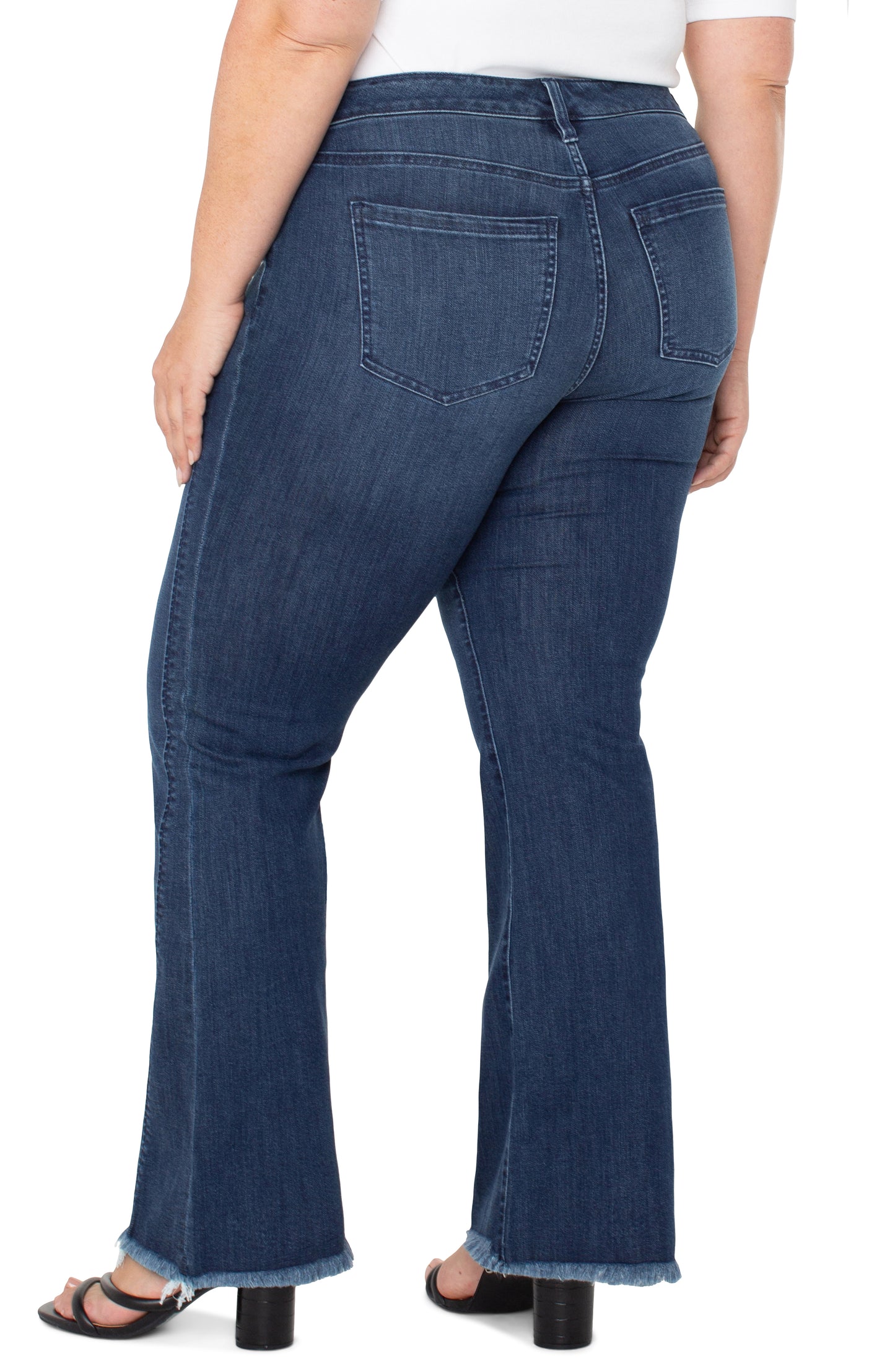 Liverpool Hannah w/ Welt Pockets Front Seam Detail Plus Size 32" Inseam (Mount Dora)