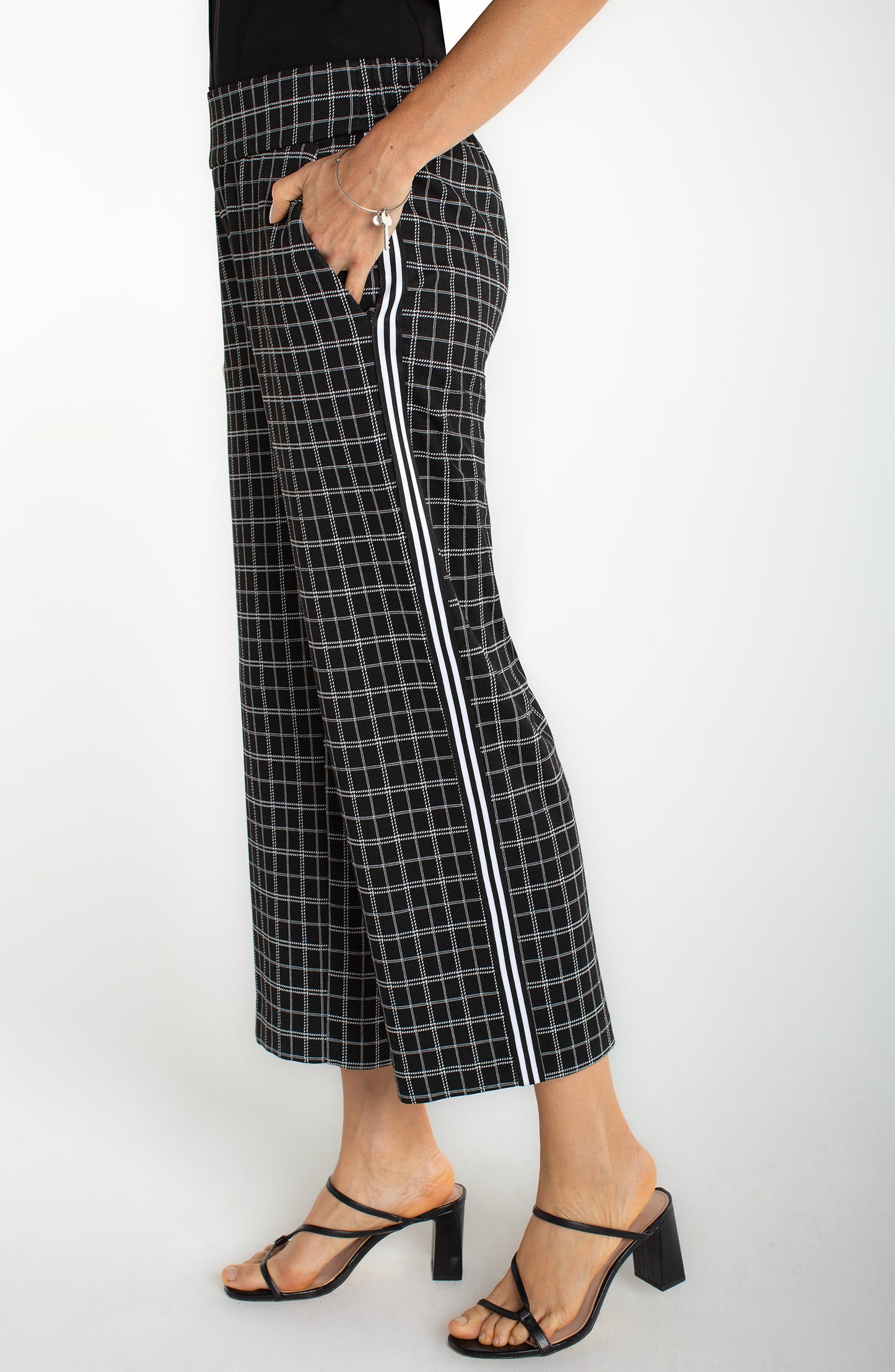 Liverpool Mabel Pull On Crop Stovepipe W/ Stripe