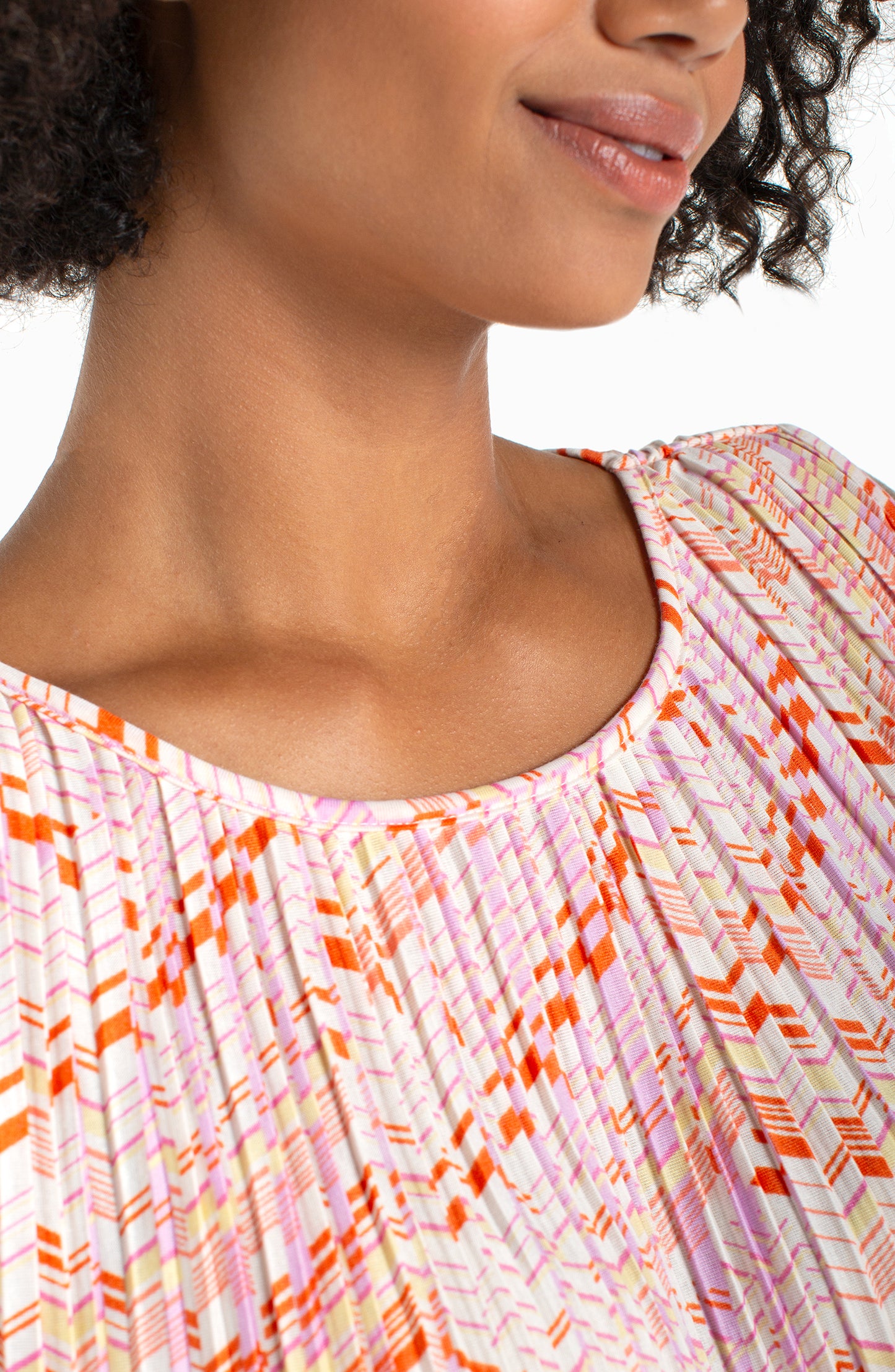 Liverpool Sleeveless Crew Neck Asymmetrical Hem Knit Top