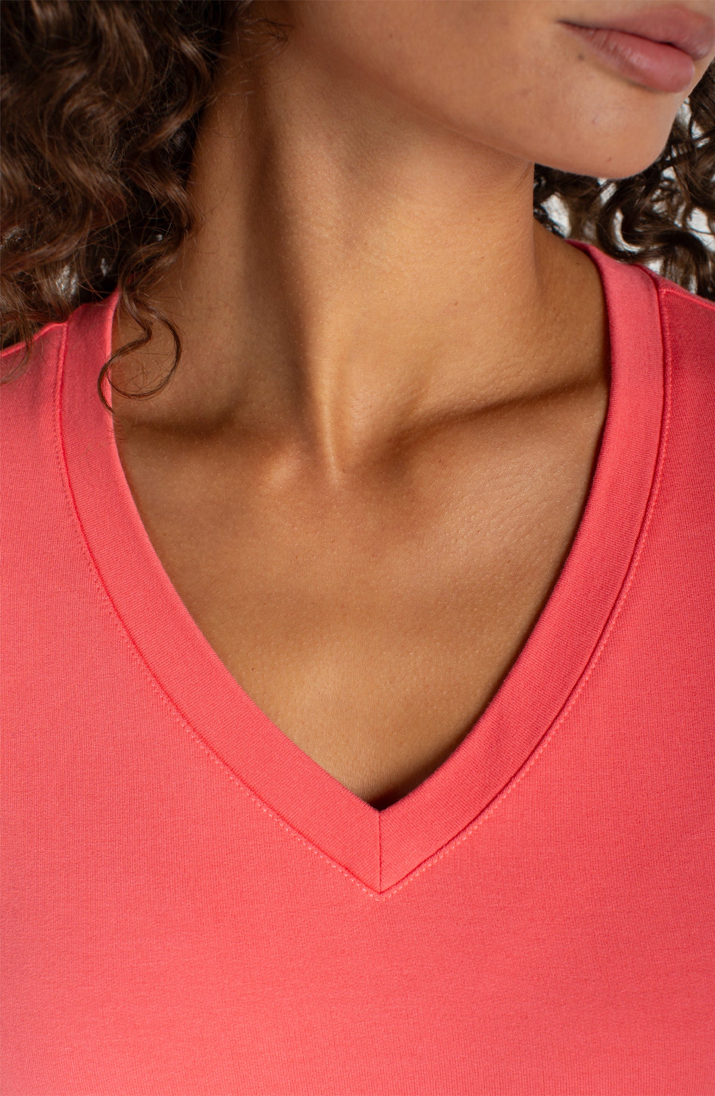 Liverpool Short Sleeve V-Neck Knit Tee (Sunset Coral)