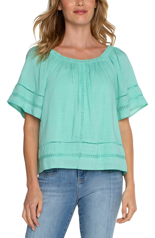 Liverpool Cropped Bell Sleeve Top w/ Lace Trim (mint)